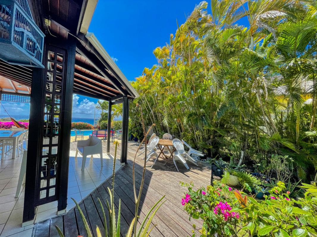 A louer villa 4 chambre 8 personnes piscine vue mer secteur Dampierre Le Gosier Guadeloupe - terrasse.